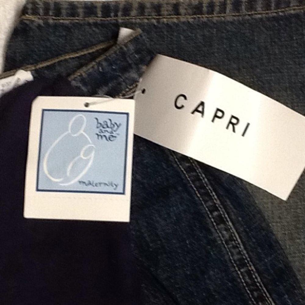 Baby and me Maternity Capri jeans